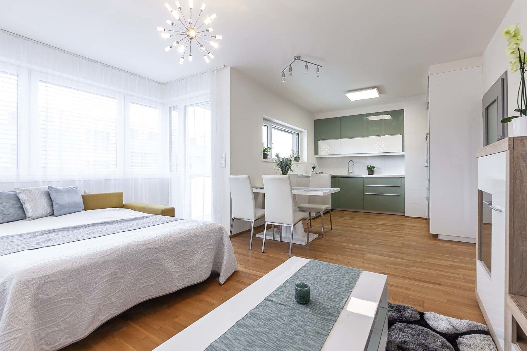 Prodej bytu 2+kk 66 m², Pod Stolovou horou, Praha, Praha Prodej bytu 2+kk 66 m², Pod Stolovou horou, Praha, Praha