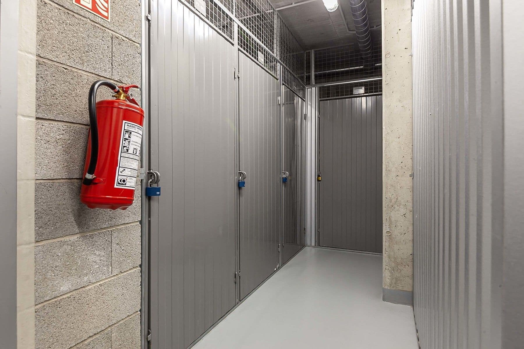 Prodej bytu 2+kk 66 m², Pod Stolovou horou, Praha, Praha Prodej bytu 2+kk 66 m², Pod Stolovou horou, Praha, Praha