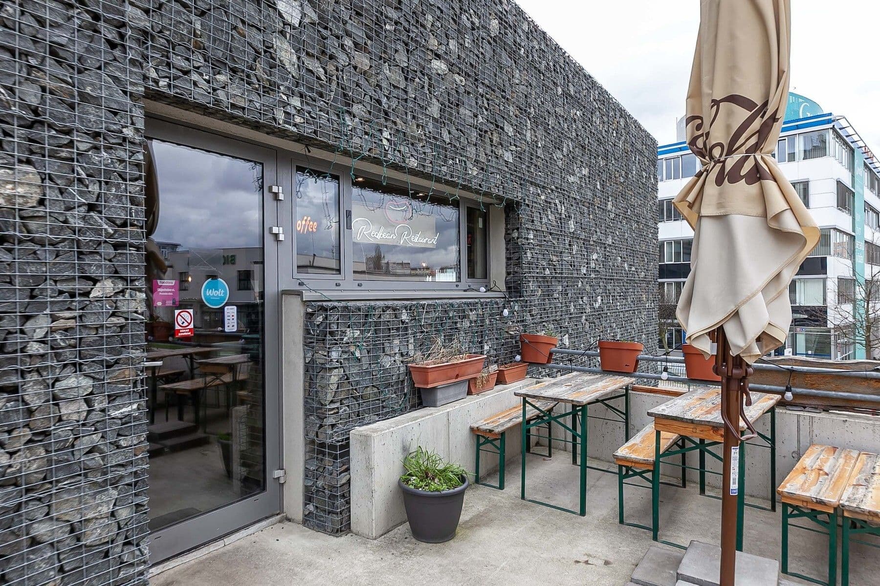 Prodej bytu 2+kk 66 m², Pod Stolovou horou, Praha, Praha Prodej bytu 2+kk 66 m², Pod Stolovou horou, Praha, Praha