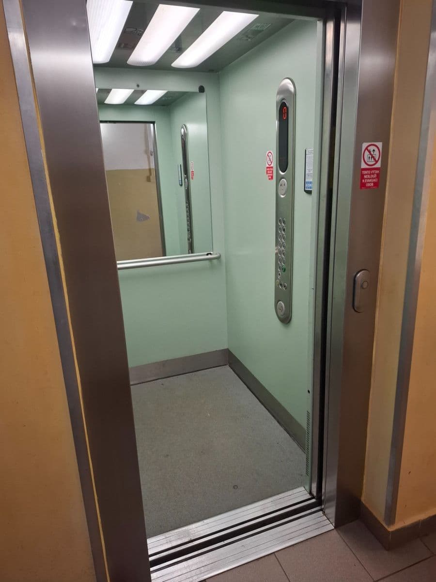 Prodej bytu 2+kk 44 m², Lodžská, Praha, Praha Prodej bytu 2+kk 44 m², Lodžská, Praha, Praha