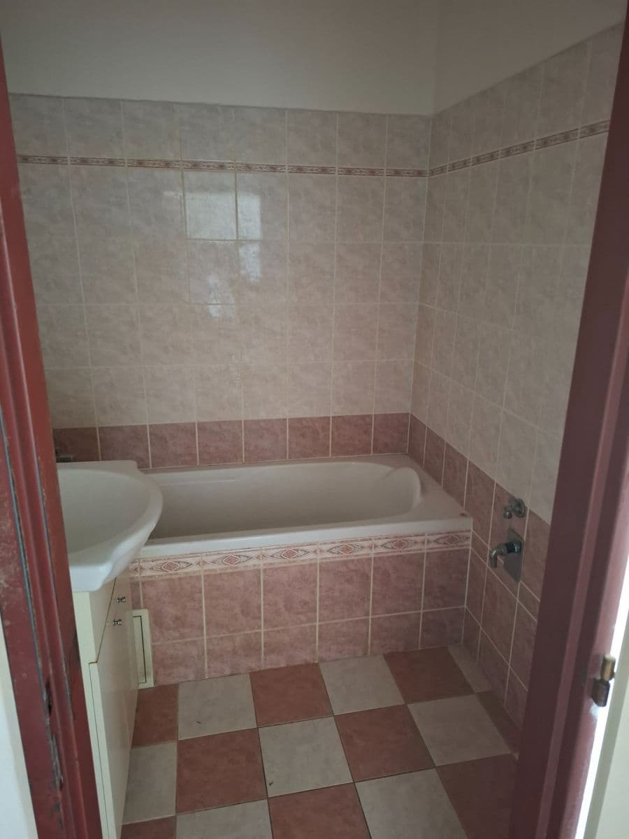 Prodej bytu 2+kk 44 m², Lodžská, Praha, Praha Prodej bytu 2+kk 44 m², Lodžská, Praha, Praha