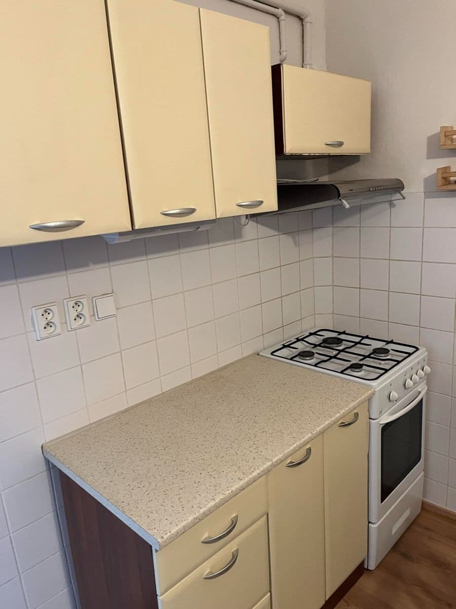 Pronájem bytu 2+1 72 m², Srbínská, Praha, Praha Pronájem bytu 2+1 72 m², Srbínská, Praha, Praha