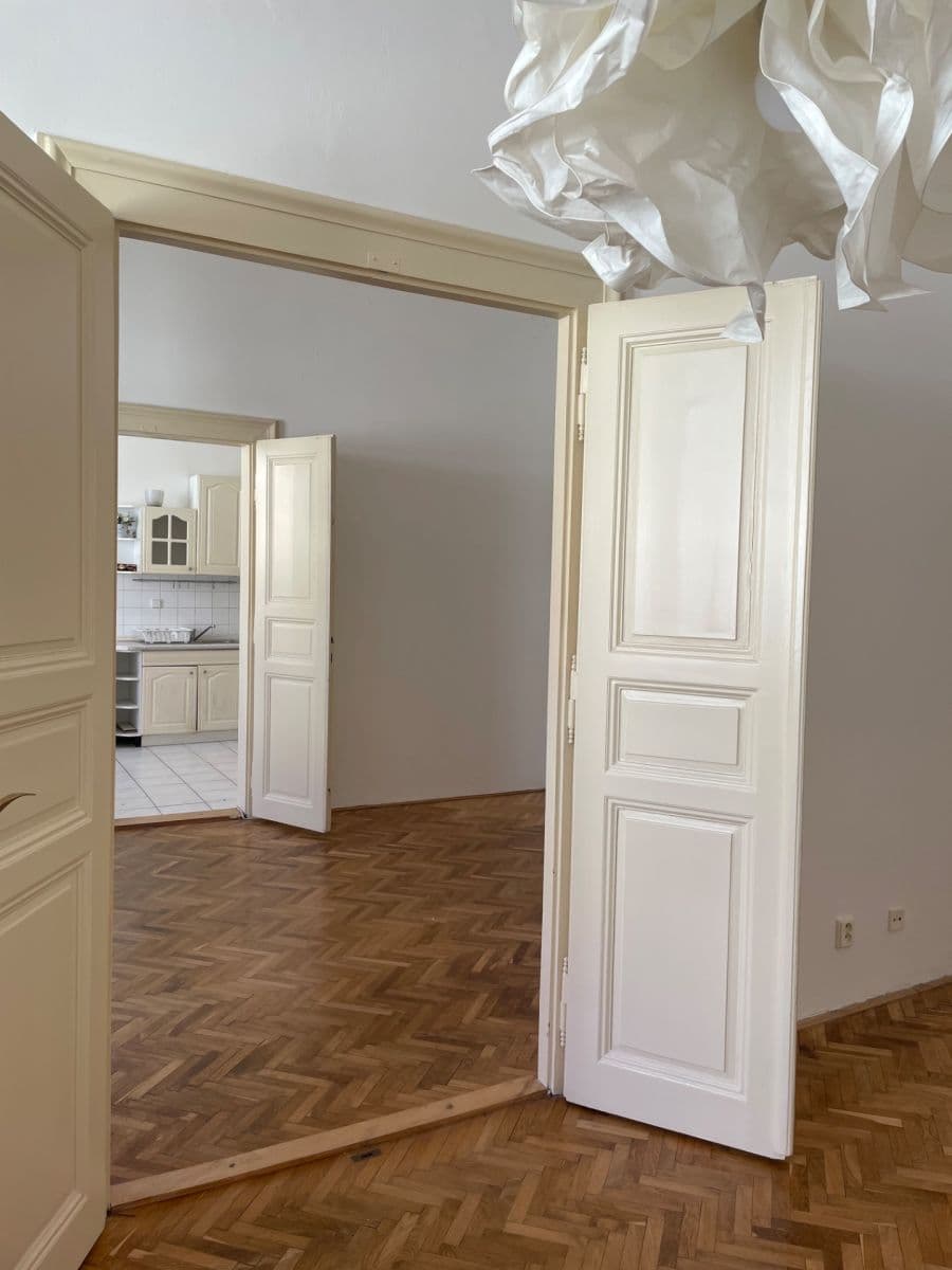 Pronájem bytu 2+1 72 m², V Kolkovně, Praha, Praha Pronájem bytu 2+1 72 m², V Kolkovně, Praha, Praha