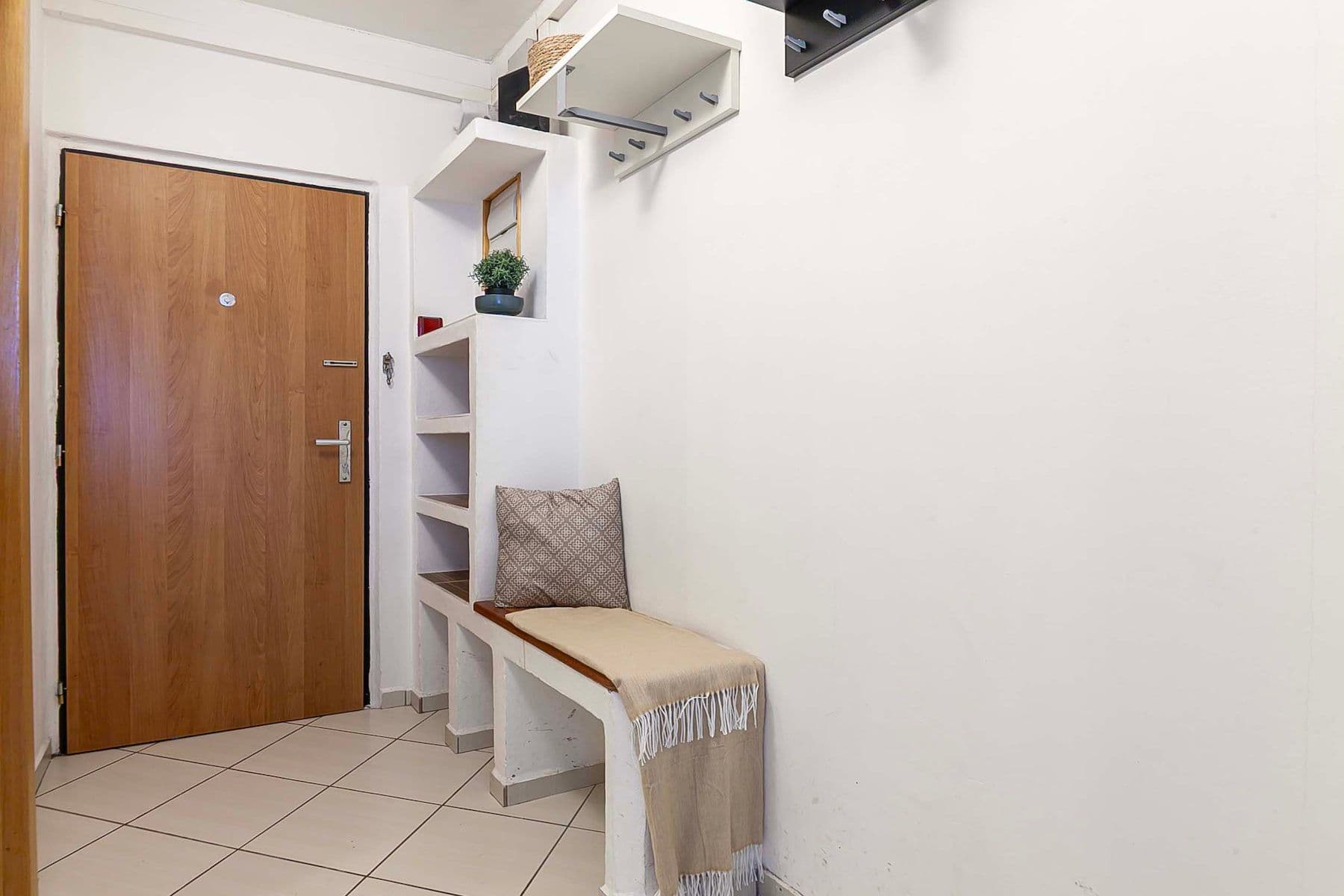 Prodej bytu 2+kk 43 m², Frýdlantská, Praha, Praha Prodej bytu 2+kk 43 m², Frýdlantská, Praha, Praha