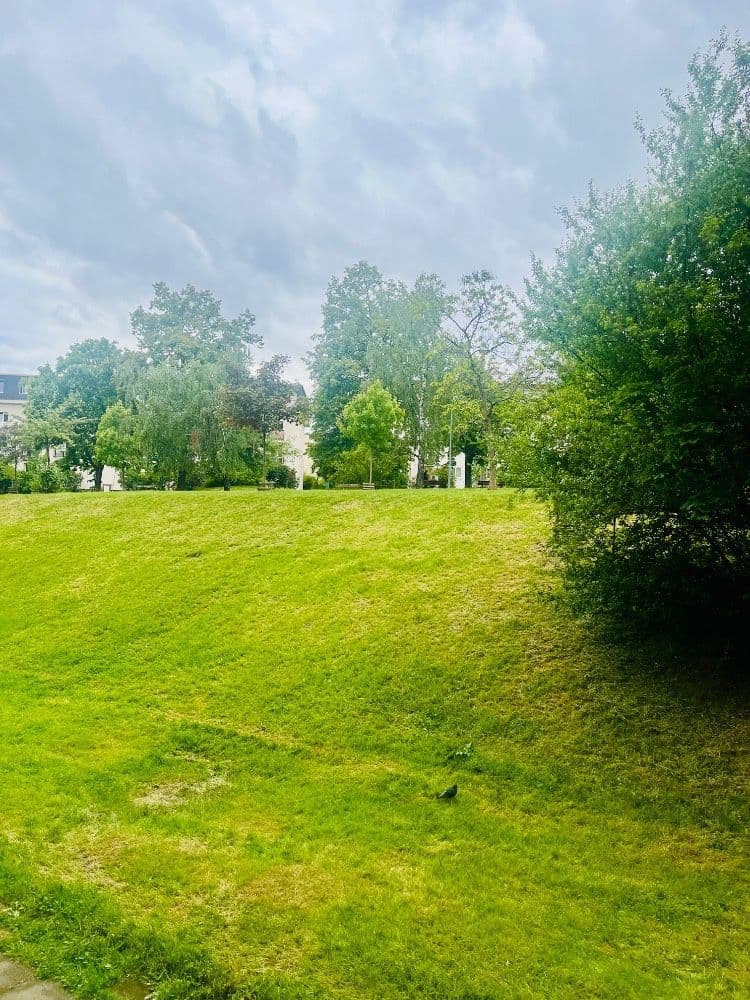 Pronájem bytu 2+1 57 m², 28. pluku, Praha, Praha Pronájem bytu 2+1 57 m², 28. pluku, Praha, Praha