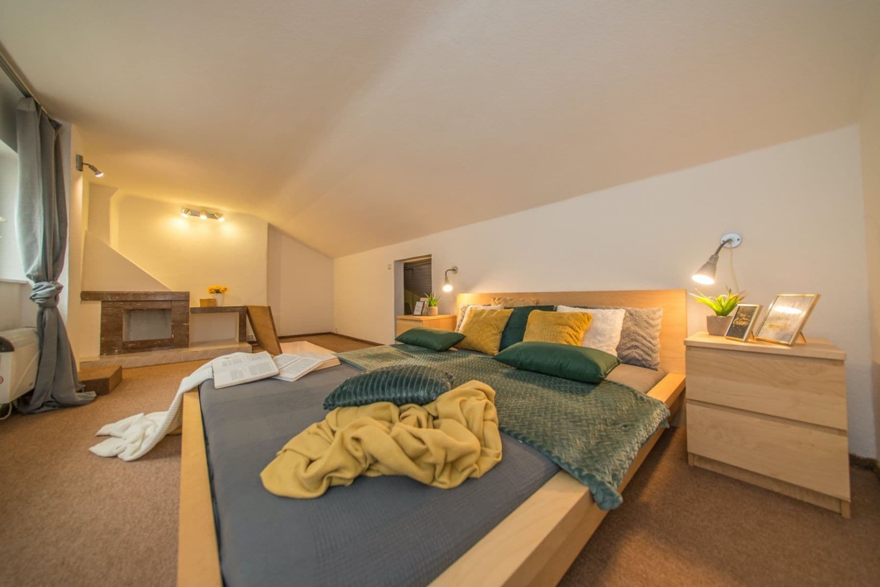 Pronájem bytu 3+1 68 m², Drahobejlova, Praha, Praha Pronájem bytu 3+1 68 m², Drahobejlova, Praha, Praha