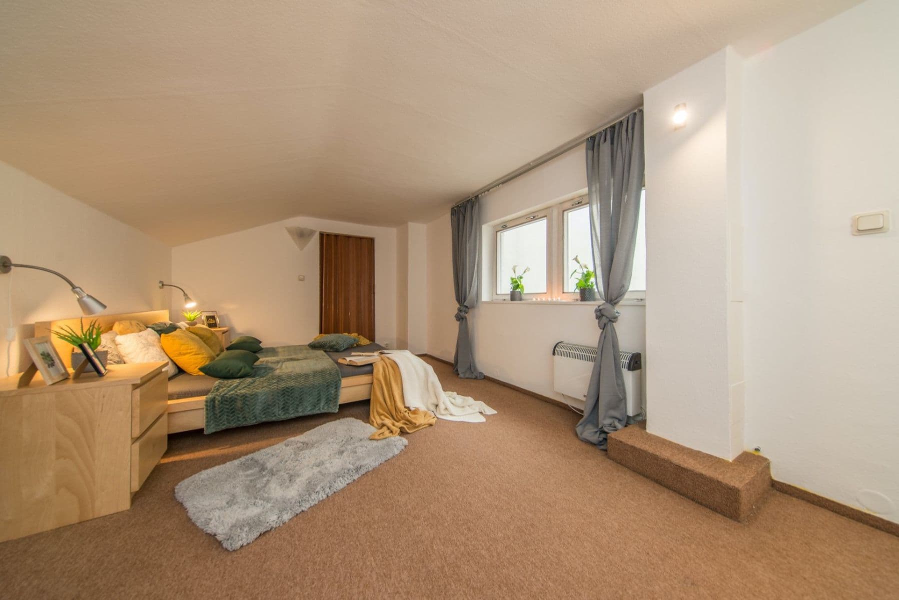 Pronájem bytu 3+1 68 m², Drahobejlova, Praha, Praha Pronájem bytu 3+1 68 m², Drahobejlova, Praha, Praha