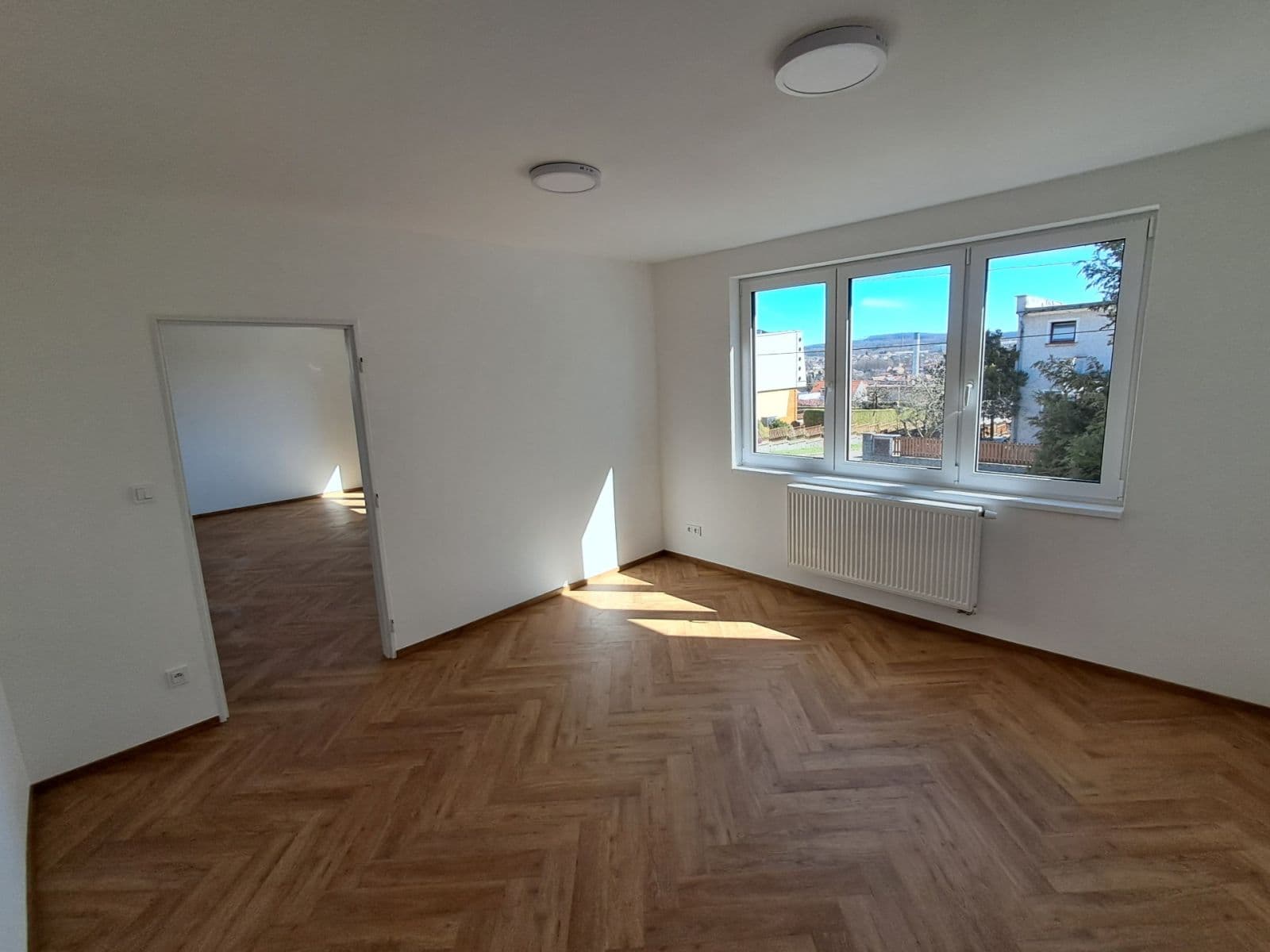 Pronájem bytu 3+1 75 m², Vítězslava Hálka, Vlašim, Středočeský kraj Pronájem bytu 3+1 75 m², Vítězslava Hálka, Vlašim, Středočeský kraj