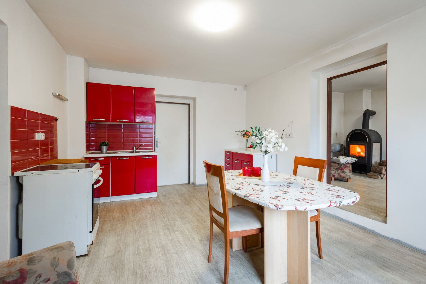 Prodej domu 85 m², pozemek 1.200 m², Krátká, Jesenice, Středočeský kraj Prodej domu 85 m², pozemek 1.200 m², Krátká, Jesenice, Středočeský kraj
