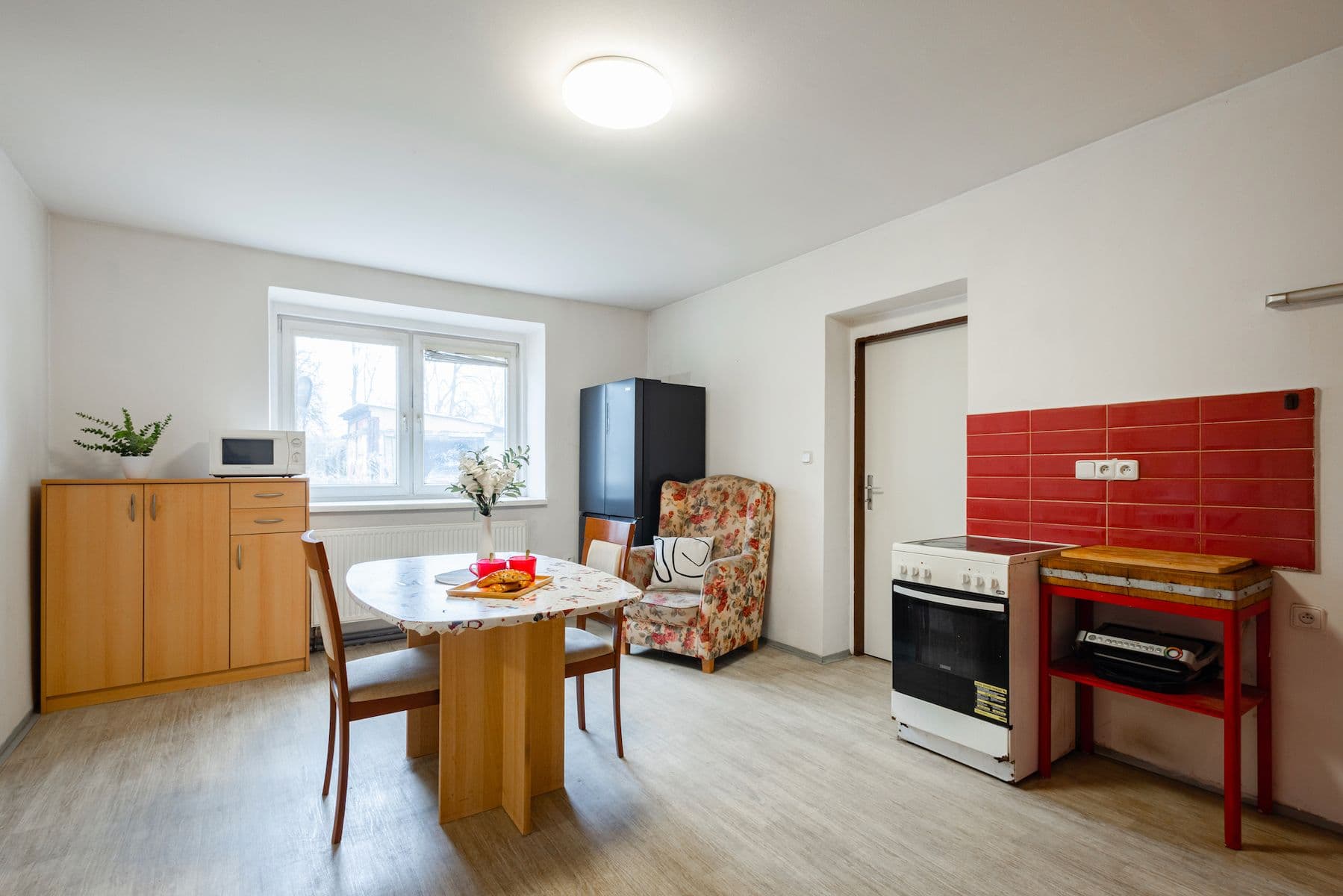 Prodej domu 85 m², pozemek 1.200 m², Krátká, Jesenice, Středočeský kraj Prodej domu 85 m², pozemek 1.200 m², Krátká, Jesenice, Středočeský kraj