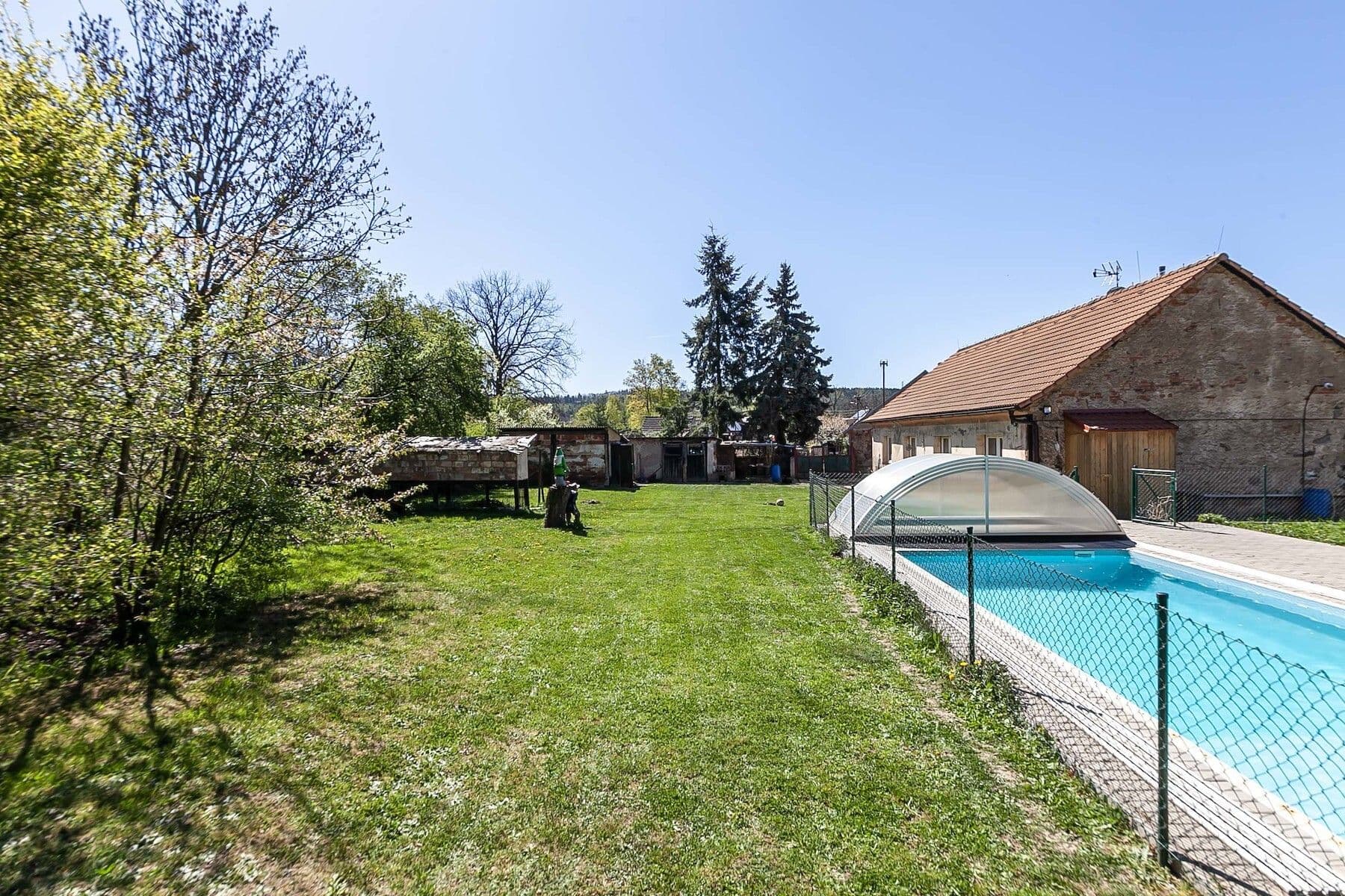 Prodej domu 85 m², pozemek 1.200 m², Krátká, Jesenice, Středočeský kraj Prodej domu 85 m², pozemek 1.200 m², Krátká, Jesenice, Středočeský kraj