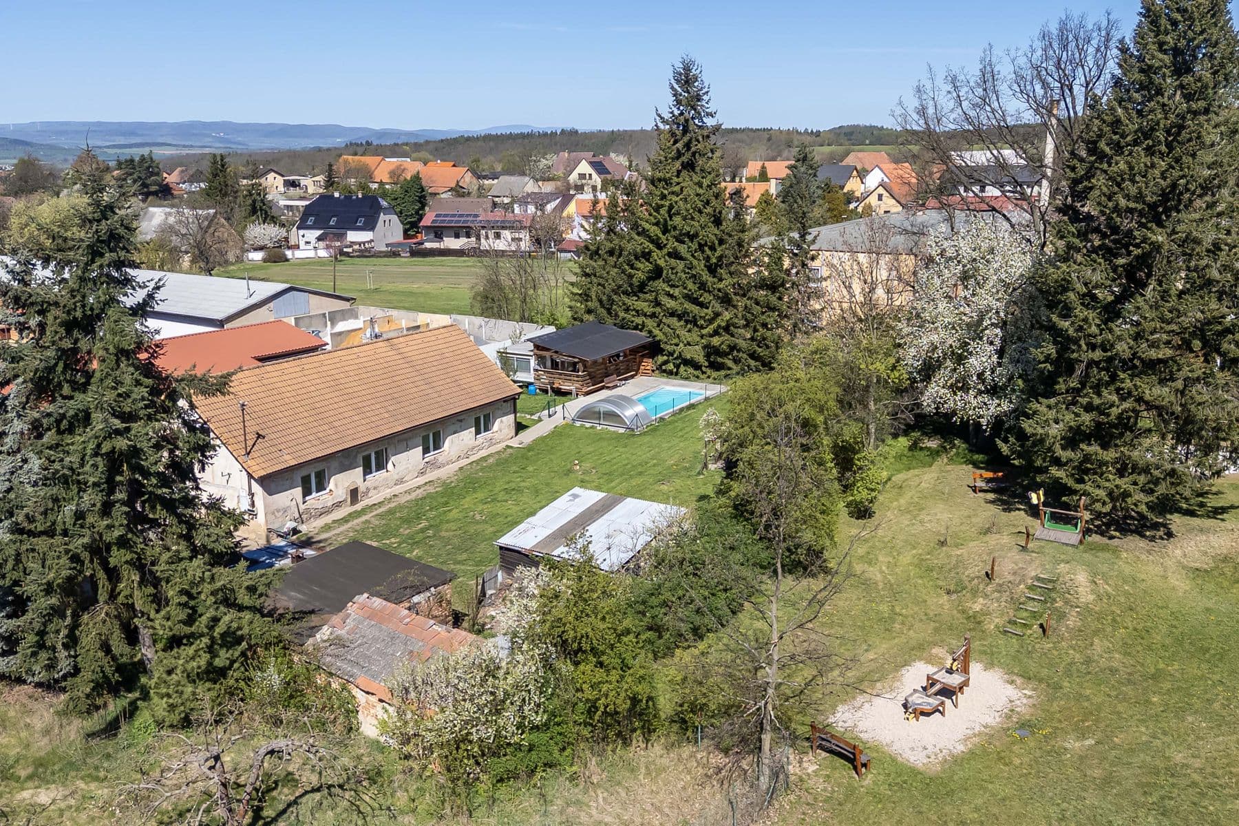 Prodej domu 85 m², pozemek 1.200 m², Krátká, Jesenice, Středočeský kraj Prodej domu 85 m², pozemek 1.200 m², Krátká, Jesenice, Středočeský kraj