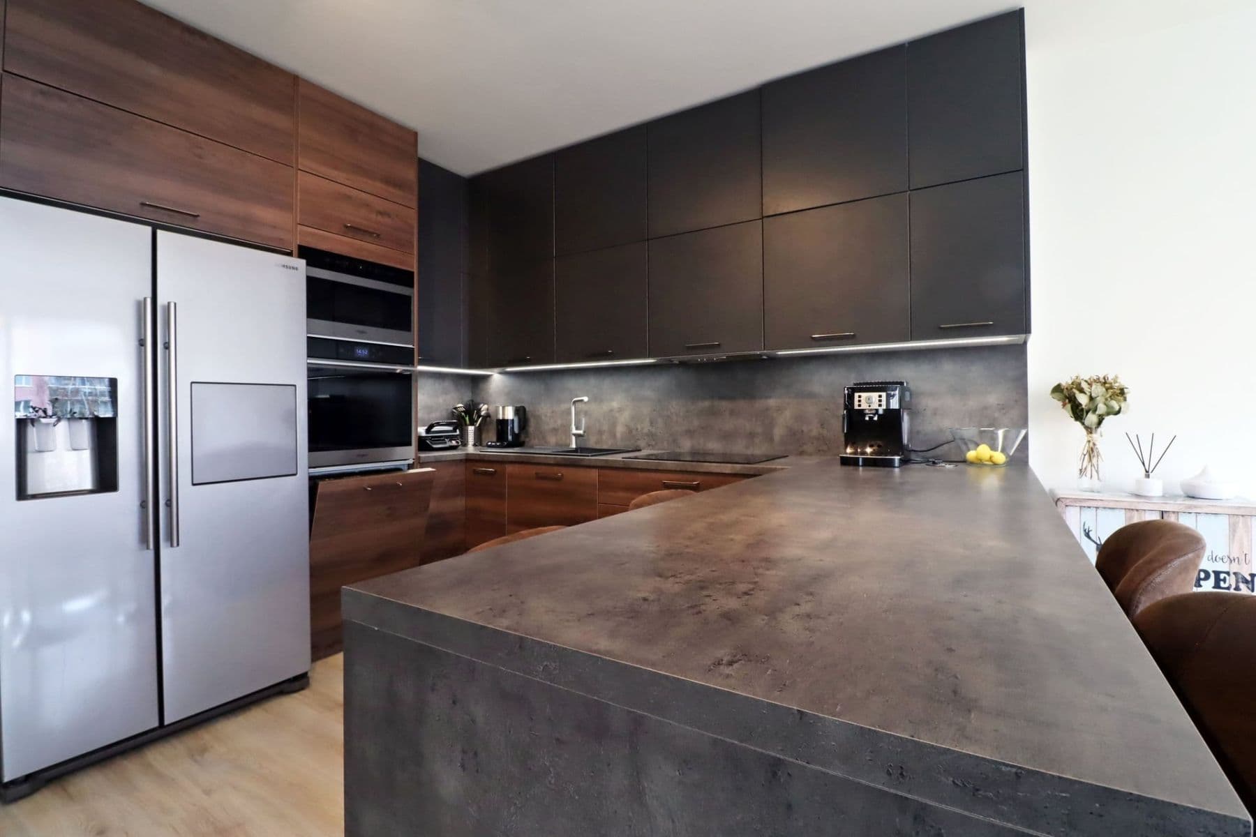 Pronájem bytu 2+kk 58 m², Tupolevova, Praha, Praha Pronájem bytu 2+kk 58 m², Tupolevova, Praha, Praha