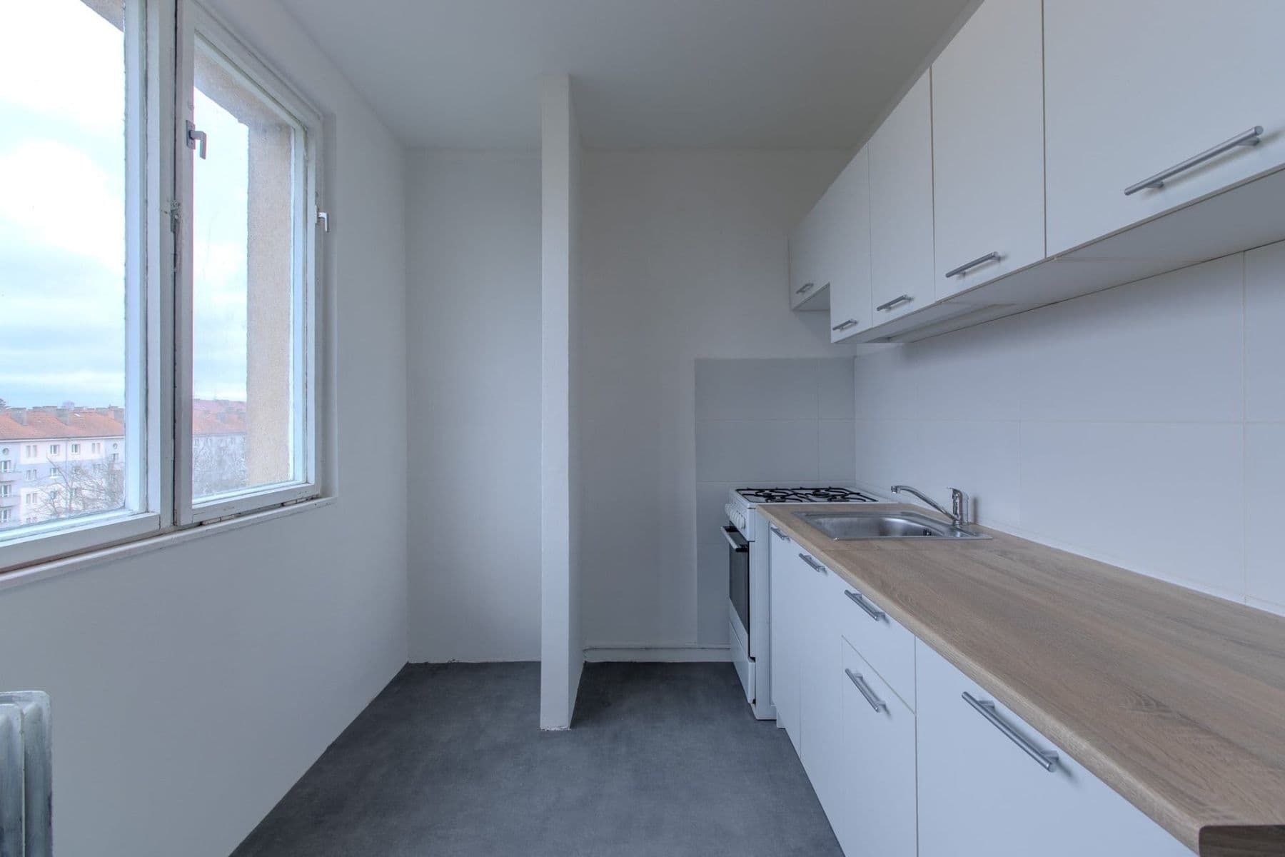 Pronájem bytu 1+1 36 m², Polská, Kladno, Středočeský kraj Pronájem bytu 1+1 36 m², Polská, Kladno, Středočeský kraj