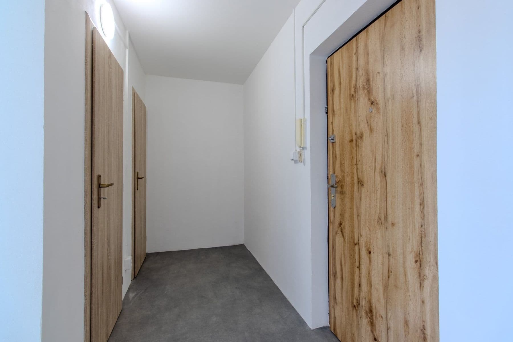 Pronájem bytu 1+1 36 m², Polská, Kladno, Středočeský kraj Pronájem bytu 1+1 36 m², Polská, Kladno, Středočeský kraj