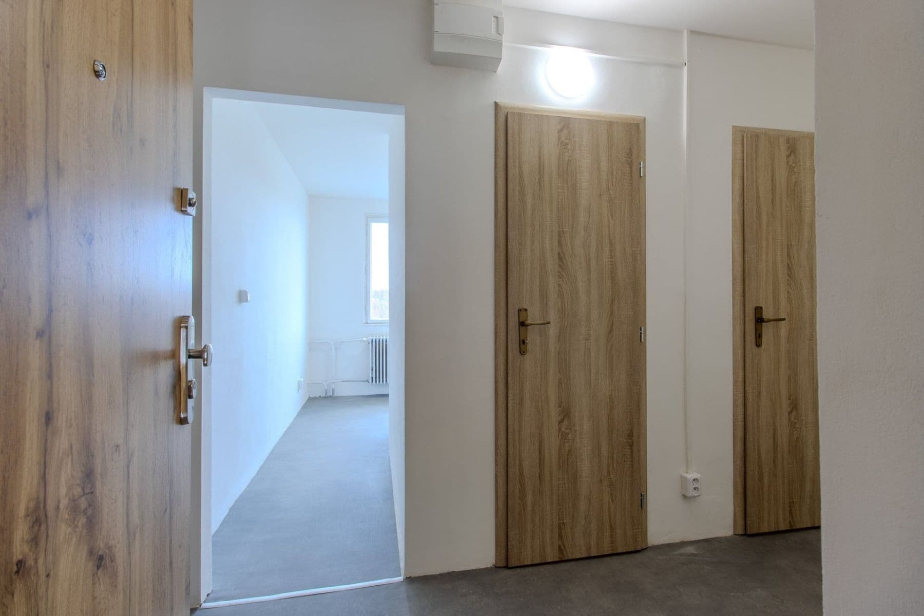 Pronájem bytu 1+1 36 m², Polská, Kladno, Středočeský kraj Pronájem bytu 1+1 36 m², Polská, Kladno, Středočeský kraj