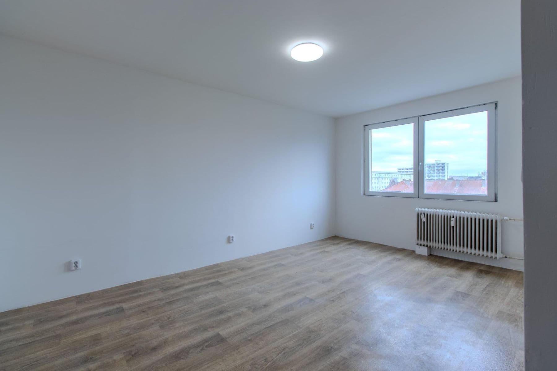 Pronájem bytu 1+1 36 m², Polská, Kladno, Středočeský kraj Pronájem bytu 1+1 36 m², Polská, Kladno, Středočeský kraj