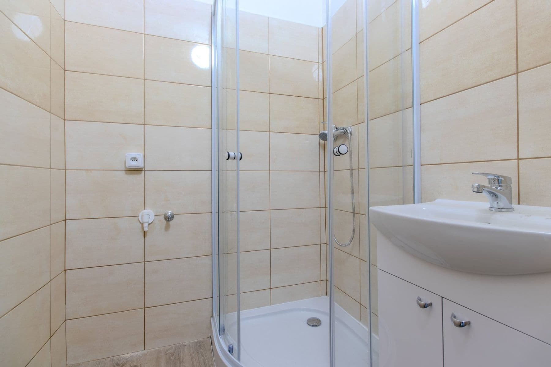 Pronájem bytu 1+1 36 m², Polská, Kladno, Středočeský kraj Pronájem bytu 1+1 36 m², Polská, Kladno, Středočeský kraj