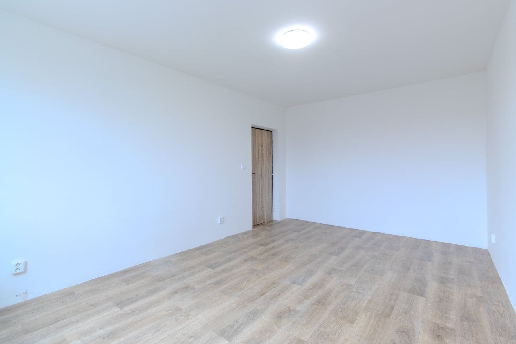 Pronájem bytu 1+1 36 m², Polská, Kladno, Středočeský kraj Pronájem bytu 1+1 36 m², Polská, Kladno, Středočeský kraj