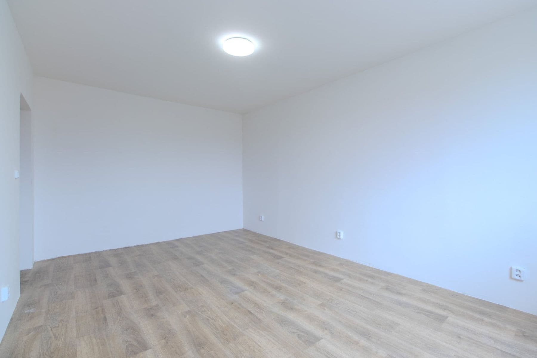 Pronájem bytu 1+1 36 m², Polská, Kladno, Středočeský kraj Pronájem bytu 1+1 36 m², Polská, Kladno, Středočeský kraj