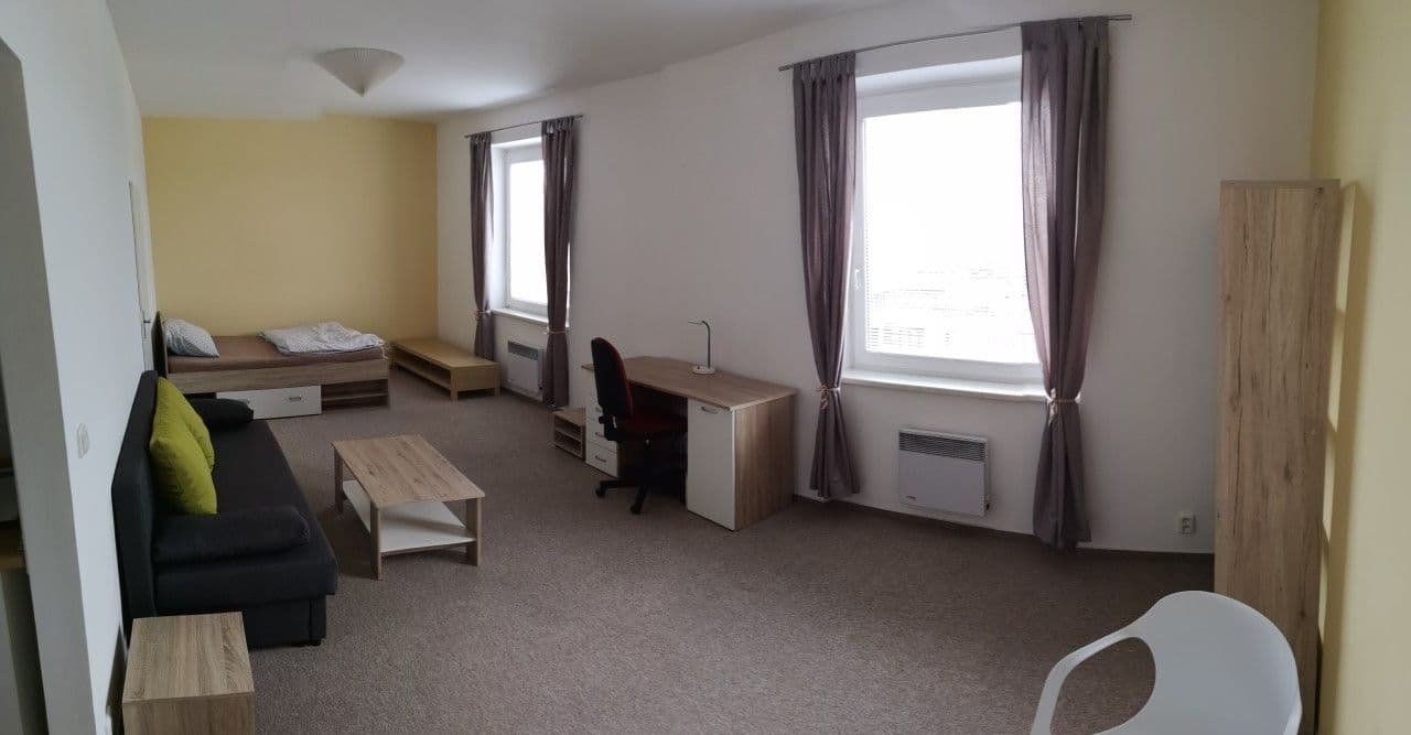 Pronájem bytu Garsoniéra 47 m², U Kříže, Praha, Praha Pronájem bytu Garsoniéra 47 m², U Kříže, Praha, Praha