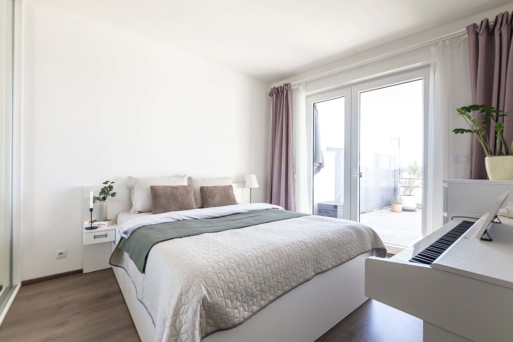 Prodej bytu 2+kk 88 m², Zimova, Praha, Praha Prodej bytu 2+kk 88 m², Zimova, Praha, Praha