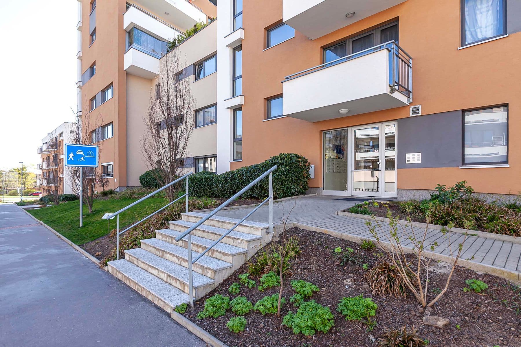 Prodej bytu 2+kk 88 m², Zimova, Praha, Praha Prodej bytu 2+kk 88 m², Zimova, Praha, Praha