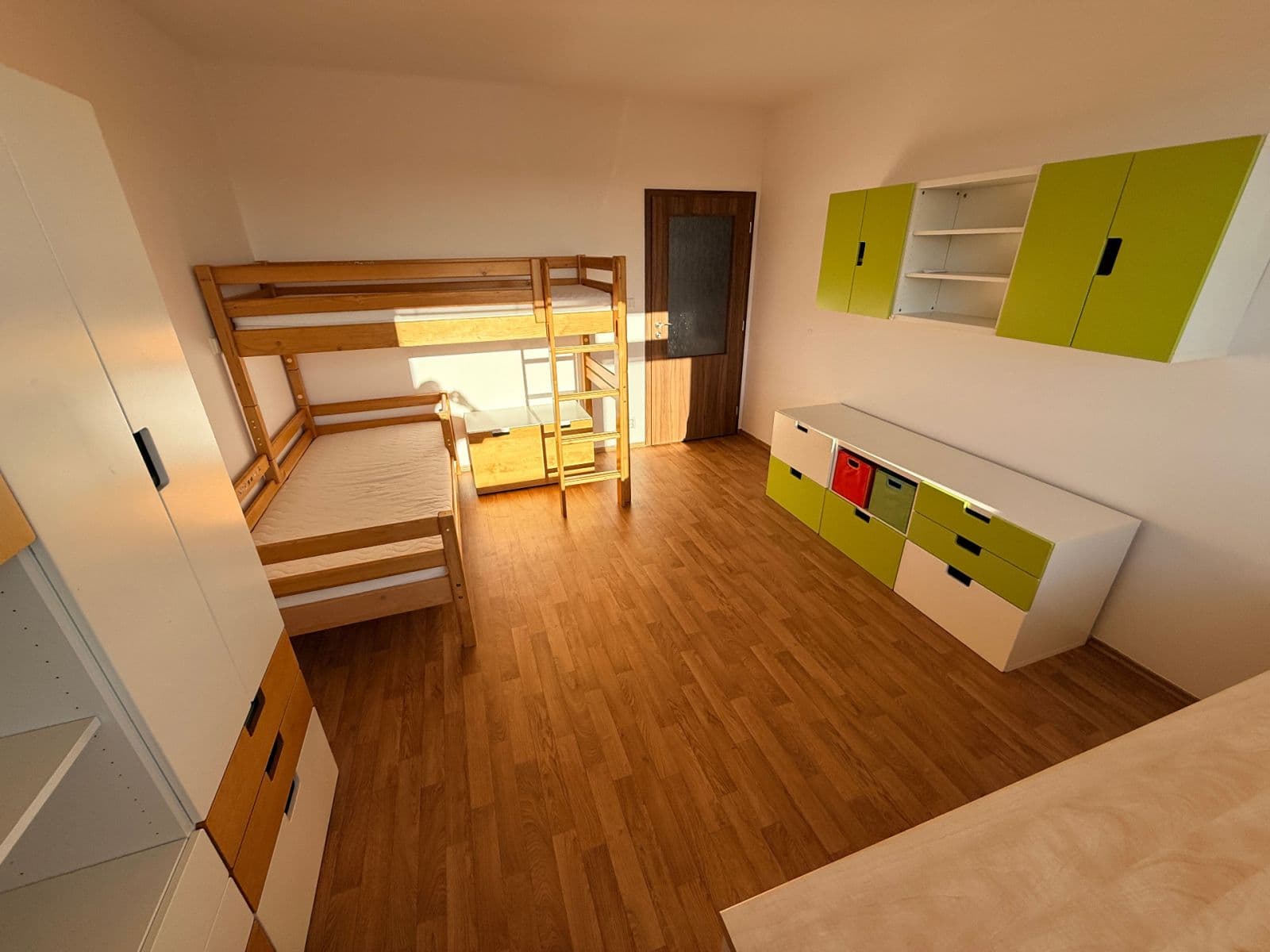 Pronájem bytu 3+kk 100 m², Českodubská, Praha, Praha Pronájem bytu 3+kk 100 m², Českodubská, Praha, Praha