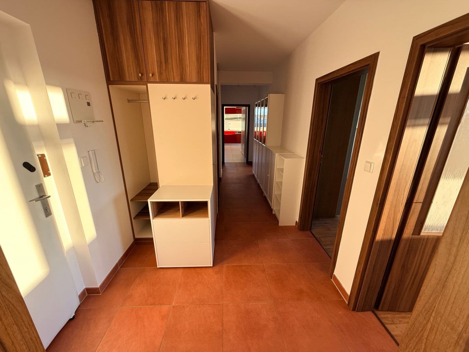 Pronájem bytu 3+kk 100 m², Českodubská, Praha, Praha Pronájem bytu 3+kk 100 m², Českodubská, Praha, Praha