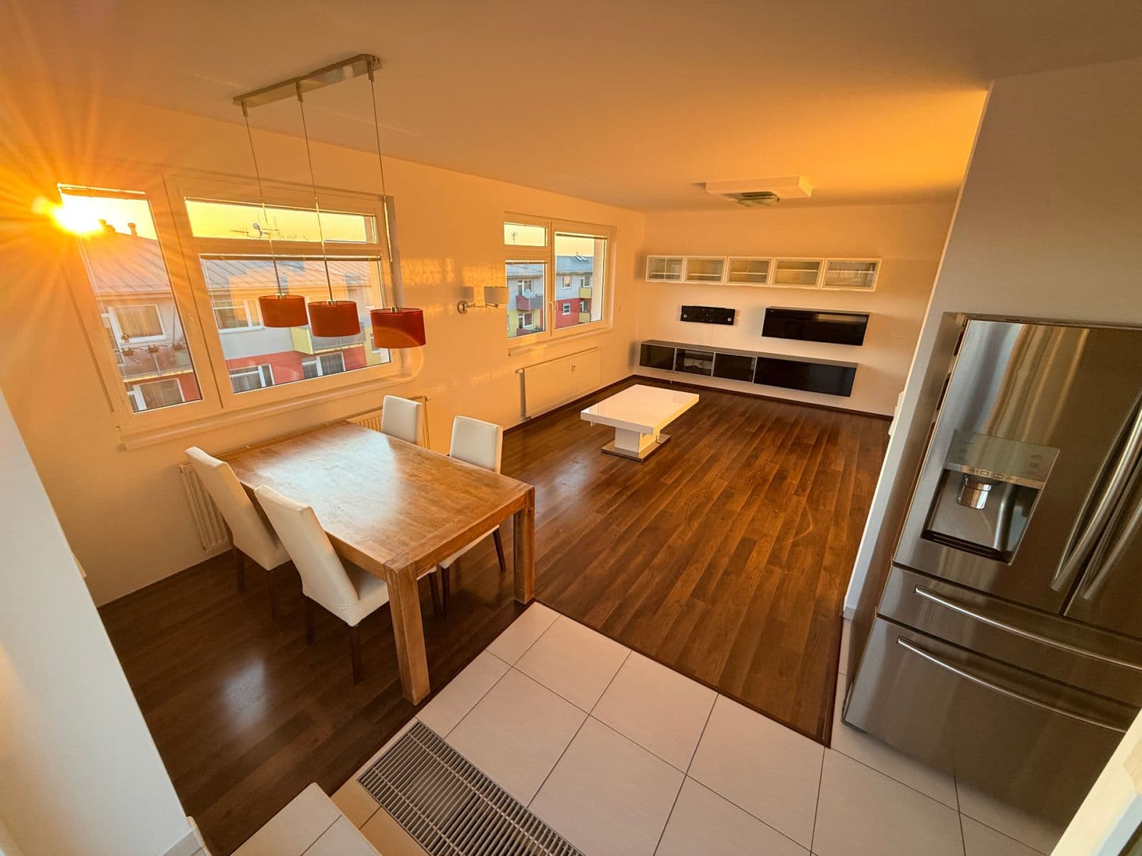 Pronájem bytu 3+kk 100 m², Českodubská, Praha, Praha Pronájem bytu 3+kk 100 m², Českodubská, Praha, Praha