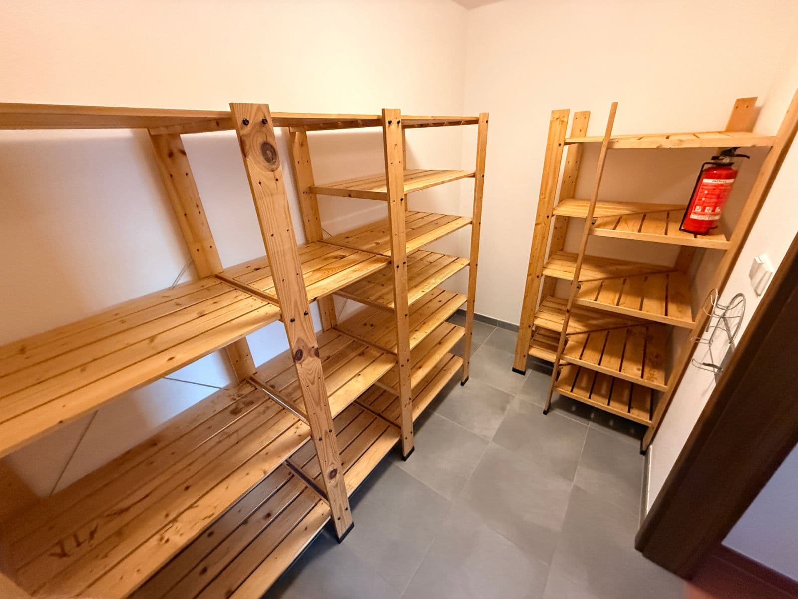 Pronájem bytu 3+kk 100 m², Českodubská, Praha, Praha Pronájem bytu 3+kk 100 m², Českodubská, Praha, Praha