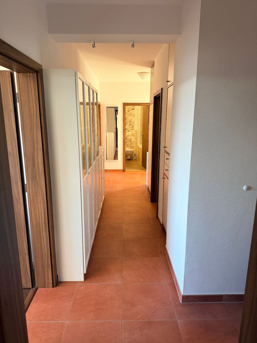 Pronájem bytu 3+kk 100 m², Českodubská, Praha, Praha Pronájem bytu 3+kk 100 m², Českodubská, Praha, Praha