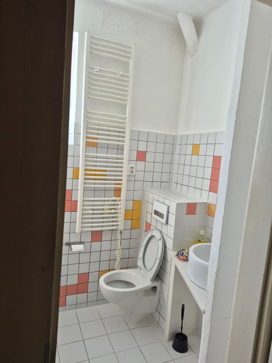 Pronájem bytu 2+kk 48 m², Střelecká, Hradec Králové, Královéhradecký kraj Pronájem bytu 2+kk 48 m², Střelecká, Hradec Králové, Královéhradecký kraj