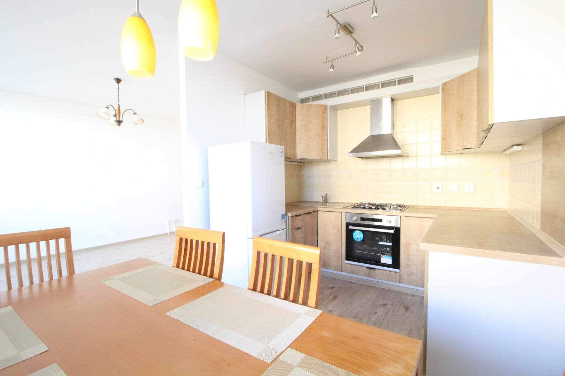 Pronájem bytu 3+1 70 m², Jílovská, Praha, Praha Pronájem bytu 3+1 70 m², Jílovská, Praha, Praha