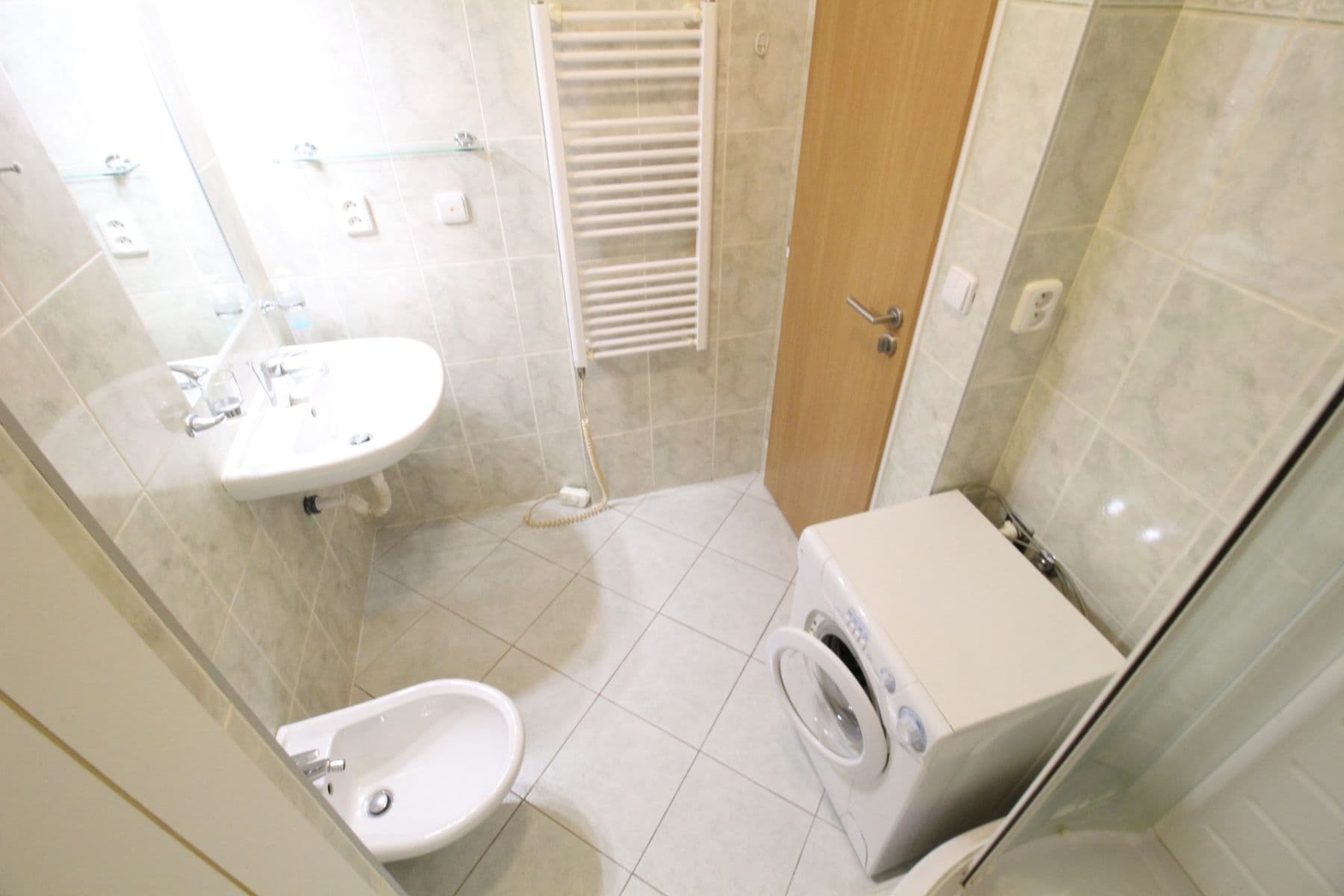 Pronájem bytu 3+1 70 m², Jílovská, Praha, Praha Pronájem bytu 3+1 70 m², Jílovská, Praha, Praha