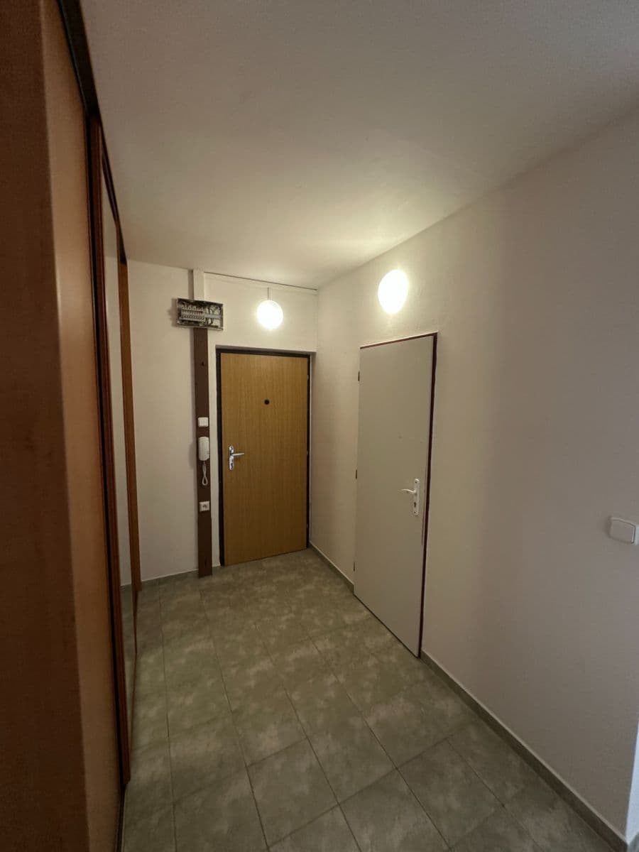 Pronájem bytu 2+1 60 m², Čimelická, Praha, Praha Pronájem bytu 2+1 60 m², Čimelická, Praha, Praha
