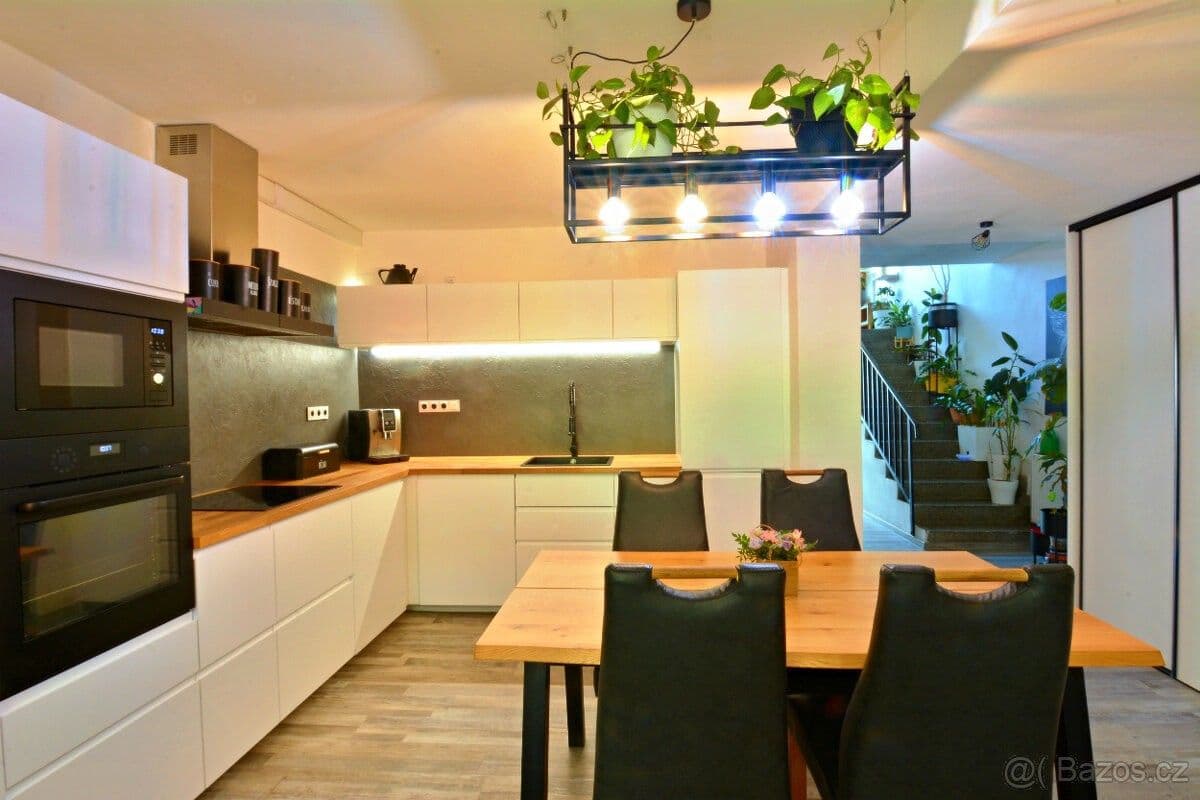 Prodej domu 255 m², pozemek 160 m², Brněnská, Opatovice, Jihomoravský kraj Prodej domu 255 m², pozemek 160 m², Brněnská, Opatovice, Jihomoravský kraj