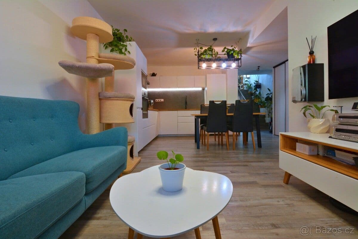 Prodej domu 255 m², pozemek 160 m², Brněnská, Opatovice, Jihomoravský kraj Prodej domu 255 m², pozemek 160 m², Brněnská, Opatovice, Jihomoravský kraj