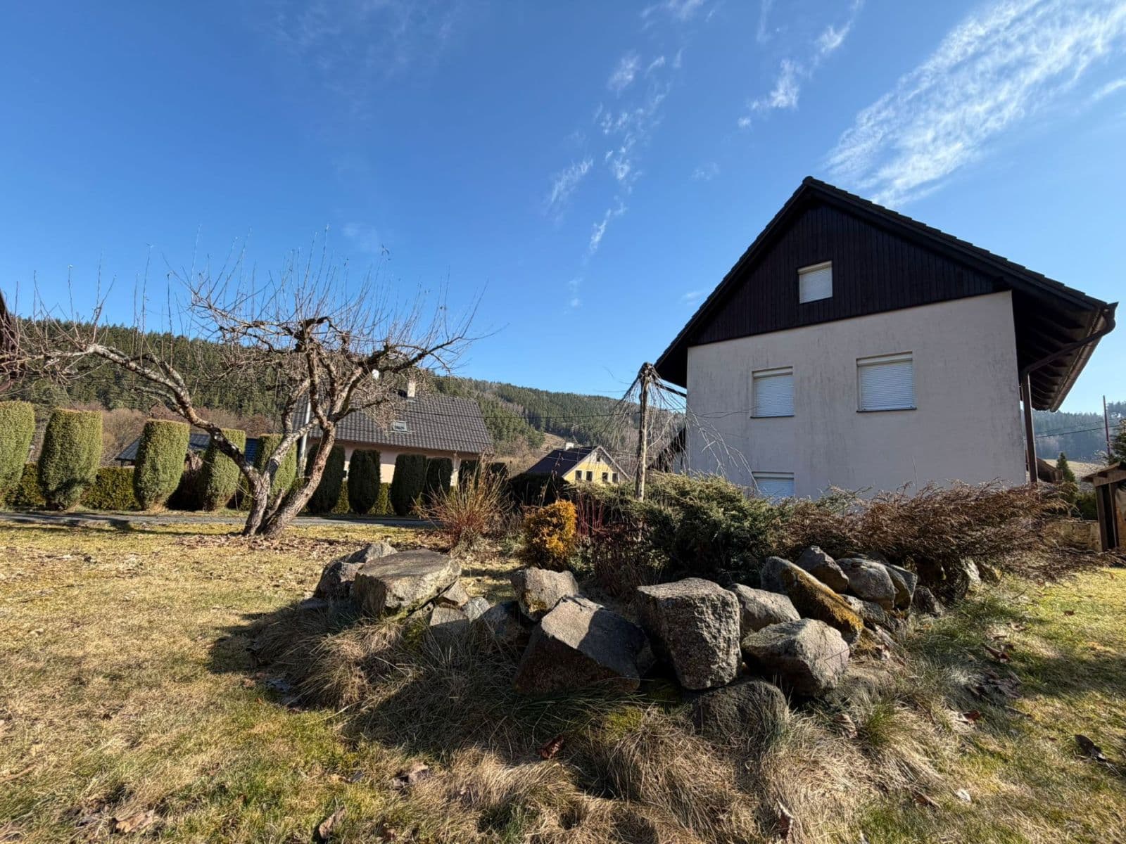 Prodej domu 246 m², pozemek 1.000 m², Teplička, Karlovarský kraj Prodej domu 246 m², pozemek 1.000 m², Teplička, Karlovarský kraj