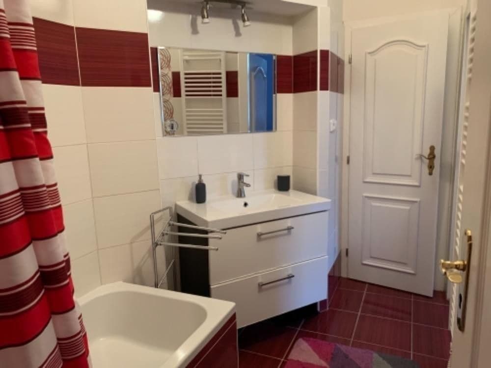 Pronájem bytu 2+kk 48 m², Sudoměřská, Praha, Praha Pronájem bytu 2+kk 48 m², Sudoměřská, Praha, Praha