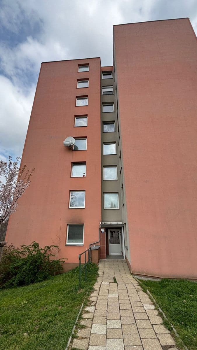 Prodej bytu 3+1 70 m², Valachův Žleb, Zlín, Zlínský kraj Prodej bytu 3+1 70 m², Valachův Žleb, Zlín, Zlínský kraj