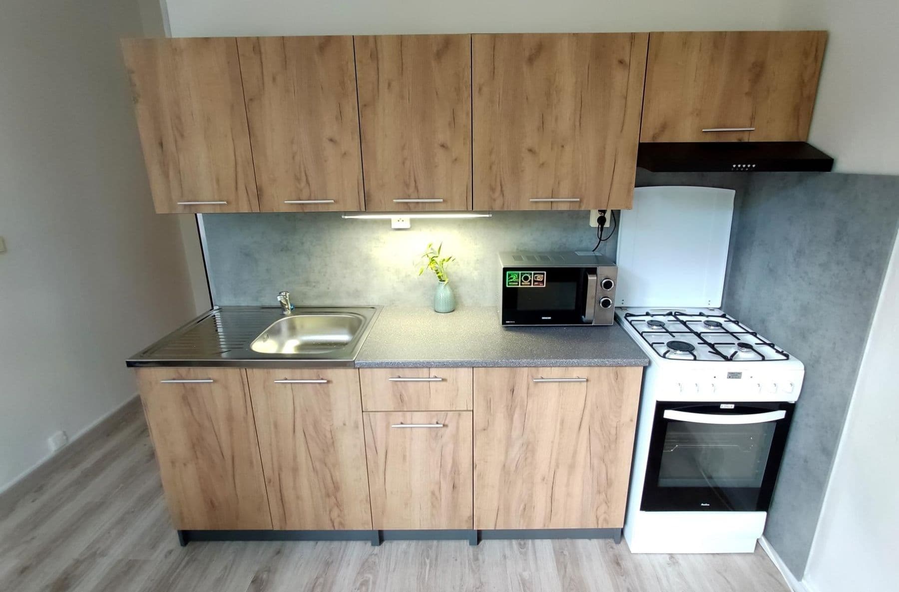 Pronájem bytu 1+1 40 m², Čs. armády, Bohumín, Moravskoslezský kraj Pronájem bytu 1+1 40 m², Čs. armády, Bohumín, Moravskoslezský kraj