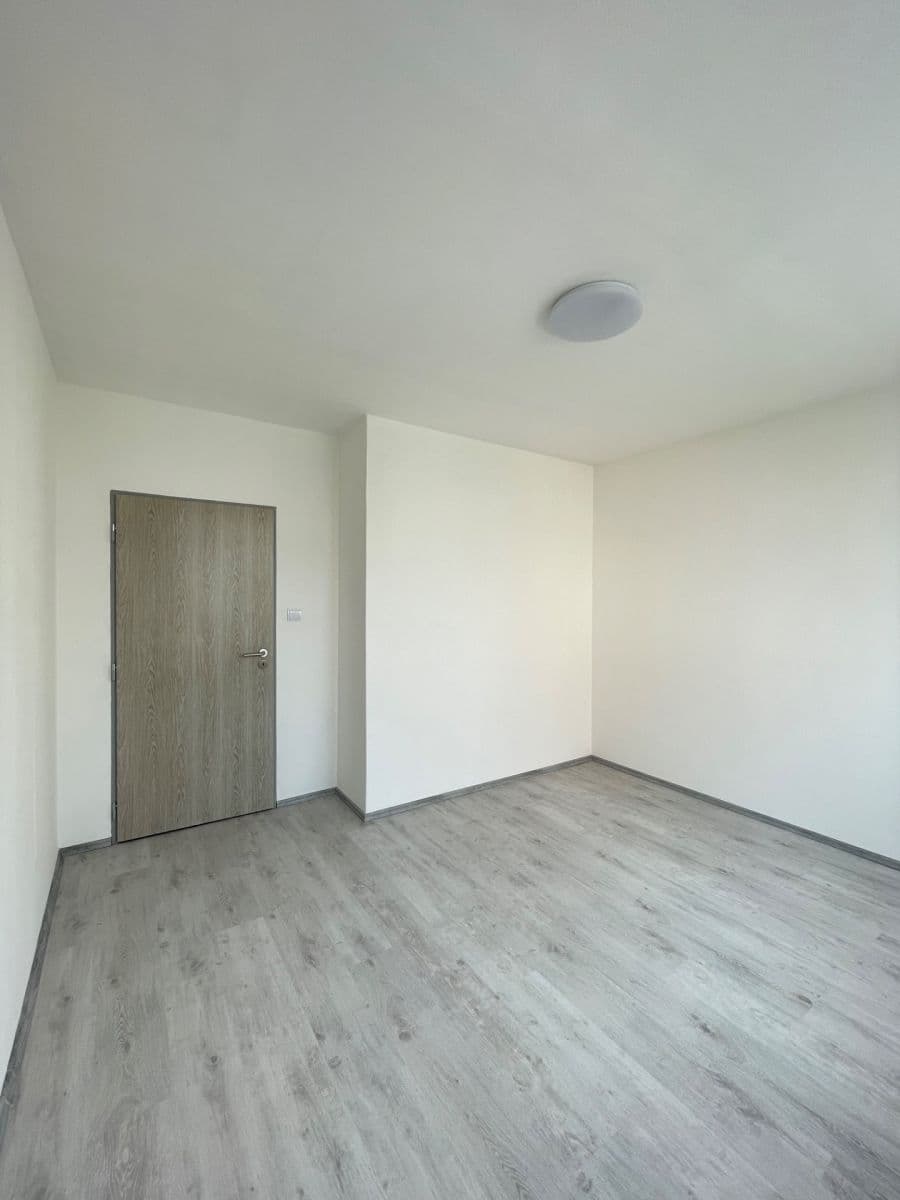 Pronájem bytu 3+1 72 m², Lublinská, Praha, Praha Pronájem bytu 3+1 72 m², Lublinská, Praha, Praha