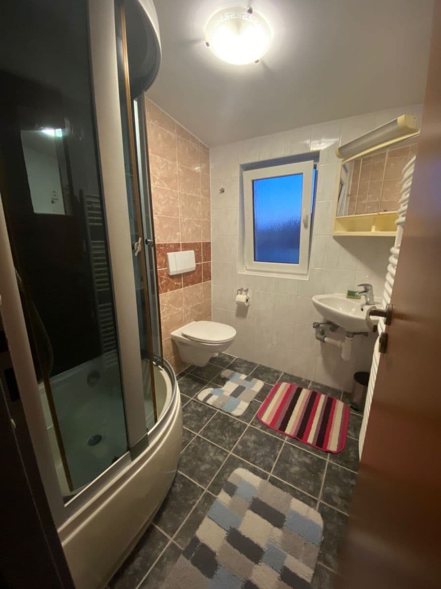 Pronájem bytu 2+kk 60 m², Molákova, Rudná, Středočeský kraj Pronájem bytu 2+kk 60 m², Molákova, Rudná, Středočeský kraj