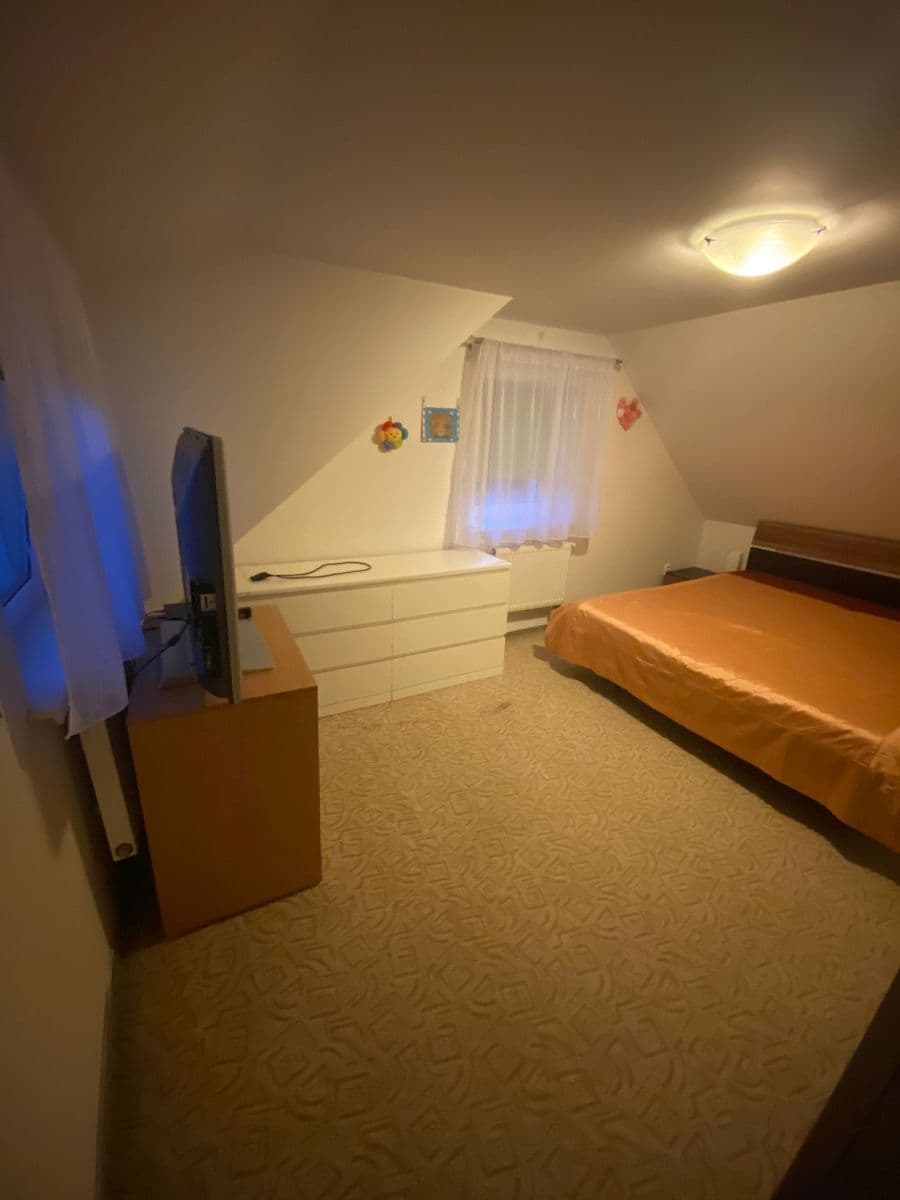 Pronájem bytu 2+kk 60 m², Molákova, Rudná, Středočeský kraj Pronájem bytu 2+kk 60 m², Molákova, Rudná, Středočeský kraj