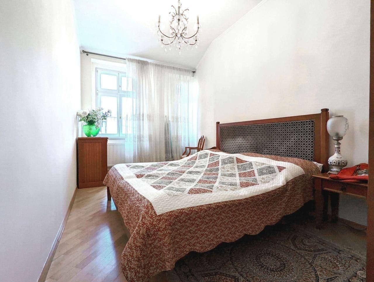 Prodej bytu 3+1 74 m², Klimentská, Praha, Praha Prodej bytu 3+1 74 m², Klimentská, Praha, Praha