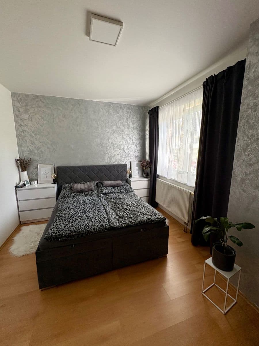 Pronájem bytu 2+kk 62 m², Obránců míru, Třebíč, Kraj Vysočina Pronájem bytu 2+kk 62 m², Obránců míru, Třebíč, Kraj Vysočina