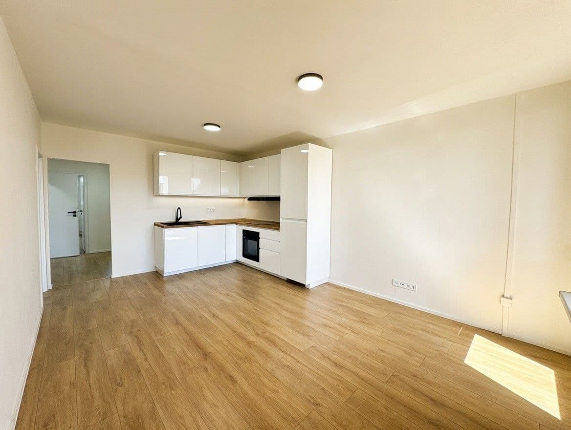 Prodej bytu 4+kk 81 m², Výletní, Praha, Praha Prodej bytu 4+kk 81 m², Výletní, Praha, Praha