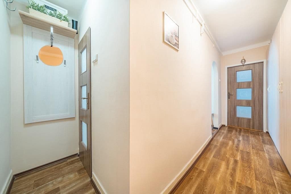Pronájem bytu 2+1 61 m², Na Hradčanech, Cheb, Karlovarský kraj Pronájem bytu 2+1 61 m², Na Hradčanech, Cheb, Karlovarský kraj
