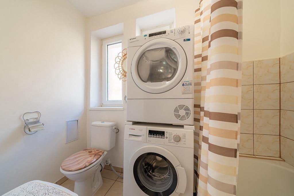Pronájem bytu 2+1 61 m², Na Hradčanech, Cheb, Karlovarský kraj Pronájem bytu 2+1 61 m², Na Hradčanech, Cheb, Karlovarský kraj
